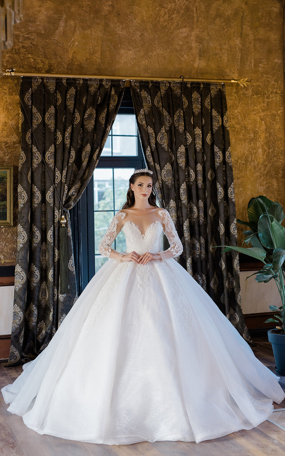 LOYA ballgown wedding dress