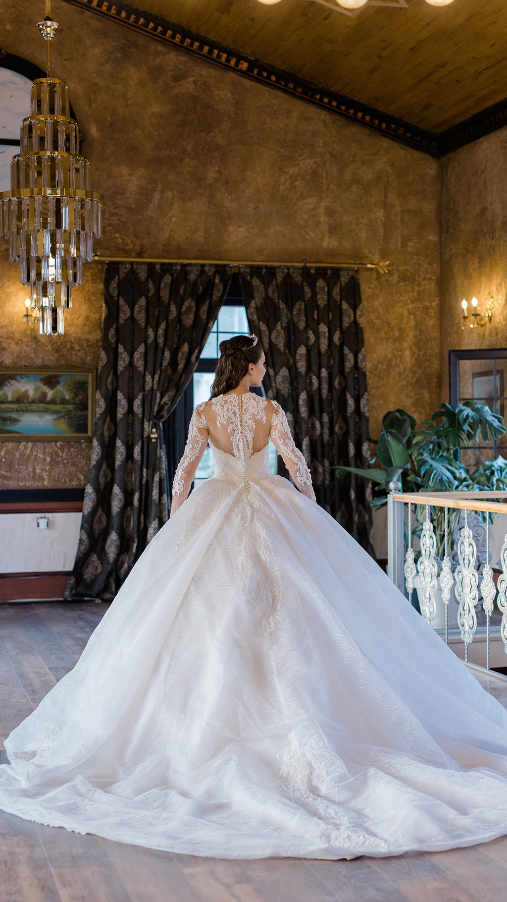 LOYA ballgown wedding dress